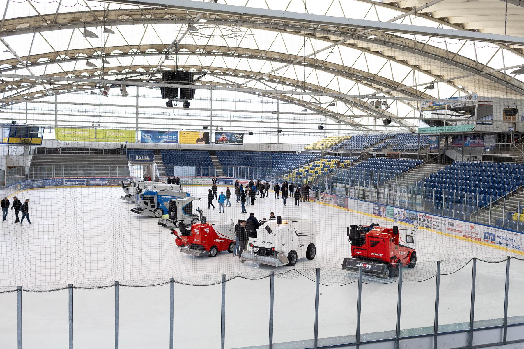 Jutta Mueller Eissportzetrum IAKS