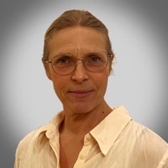 Pernilla Holgersson_portrait pic_3651.jpg